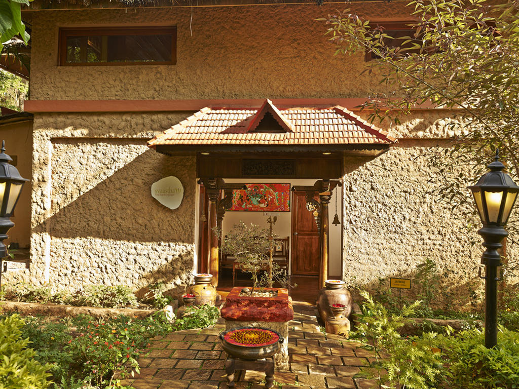 Hotel Club Mahindra Thekkady Exterior foto